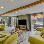 1 Bed In Oc-93264 度假居