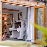 1 Bed In Oc-93264 *