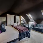 1 Bed In Oc-93264 Ferienhaus *